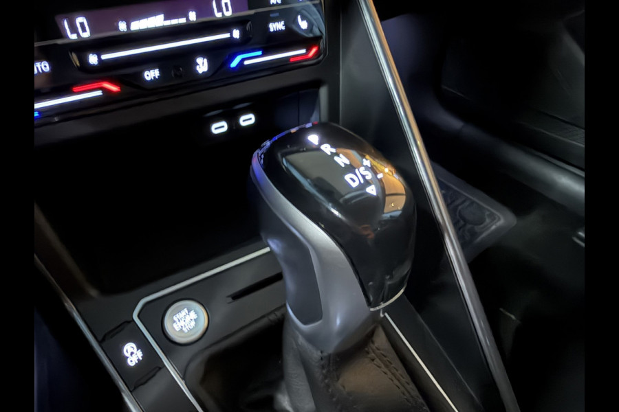 Volkswagen Polo 1.0 TSI Style|IQ.Light|Carplay|Virtual Cockpit|Keyless|Camera|Alcantara|Adaptieve Cruise|StoelVW|Rijklaar