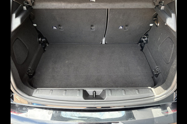 MINI 5-deurs 1.5 Automaat 136pk Cooper 5-drs. LEDER/NAVI/CARPLAY/CLIMA/PDC/LED