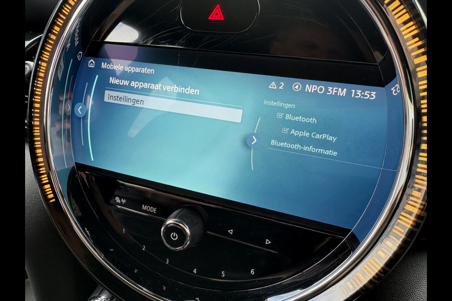 MINI 5-deurs 1.5 Automaat 136pk Cooper 5-drs. LEDER/NAVI/CARPLAY/CLIMA/PDC/LED