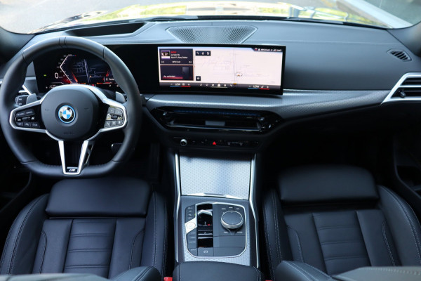 BMW 3 Serie 330E xDrive M-sport Pro Tansanitblau HUD ambiance verl. leer+vw stuurverw el.klep camera's