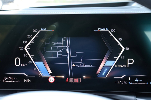 BMW 3 Serie 330E xDrive M-sport Pro Tansanitblau HUD ambiance verl. leer+vw stuurverw el.klep camera's