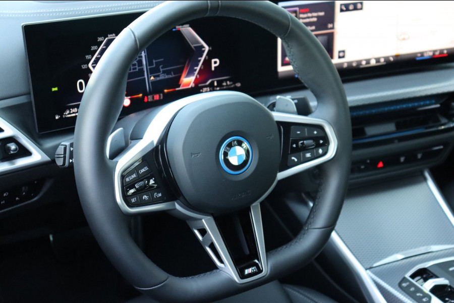 BMW 3 Serie 330E xDrive M-sport Pro Tansanitblau HUD ambiance verl. leer+vw stuurverw el.klep camera's