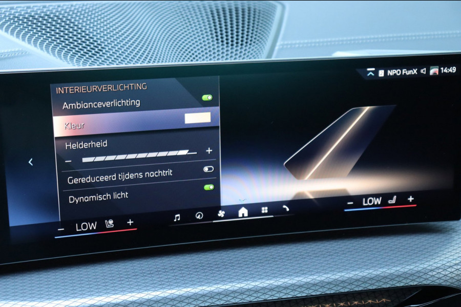BMW 3 Serie 330E xDrive M-sport Pro Tansanitblau HUD ambiance verl. leer+vw stuurverw el.klep camera's