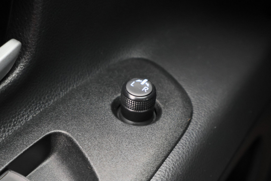 Toyota Aygo X 1.0 VVT-i MT Play Camera, Airco, Cruise, Apple Carplay, Rijstrooksensor, Elektrisch Pakket