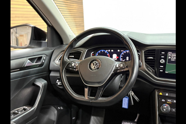 Volkswagen T-Roc 1.5 TSI Sport Business R-Line | LED | BEATS | Ambient | Virtual | 19inch Suzuka | Winterpakket | ACC |Licht+Zicht