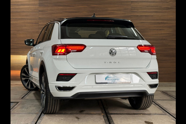 Volkswagen T-Roc 1.5 TSI Sport Business R-Line | LED | BEATS | Ambient | Virtual | 19inch Suzuka | Winterpakket | ACC |Licht+Zicht