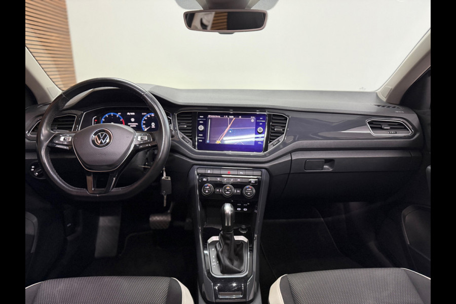 Volkswagen T-Roc 1.5 TSI Sport | Panorama | ACC | Virtual Cockpit | Camera | LED | Lane Assist | 2020