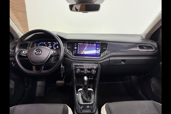 Volkswagen T-Roc 1.5 TSI Sport | Panorama | ACC | Virtual Cockpit | Camera | LED | Lane Assist | 2020