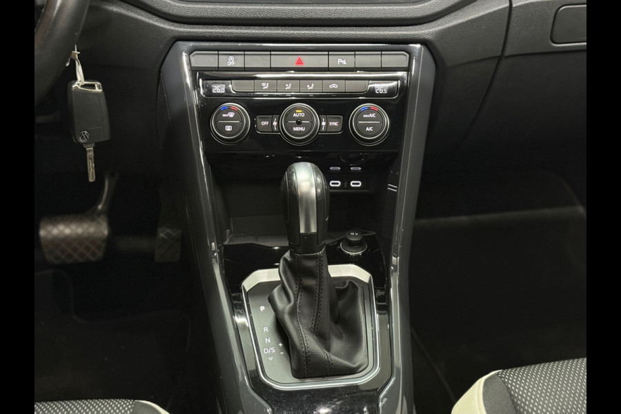 Volkswagen T-Roc 1.5 TSI Sport | Panorama | ACC | Virtual Cockpit | Camera | LED | Lane Assist | 2020