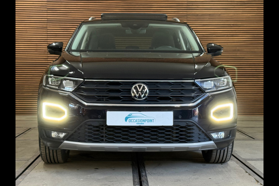 Volkswagen T-Roc 1.5 TSI Sport | Panorama | ACC | Virtual Cockpit | Camera | LED | Lane Assist | 2020