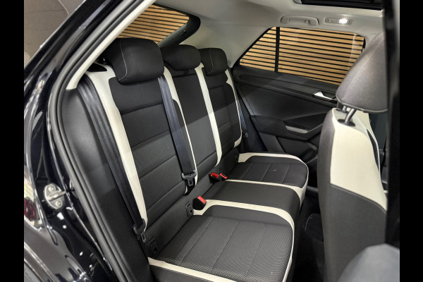 Volkswagen T-Roc 1.5 TSI Sport | Panorama | ACC | Virtual Cockpit | Camera | LED | Lane Assist | 2020