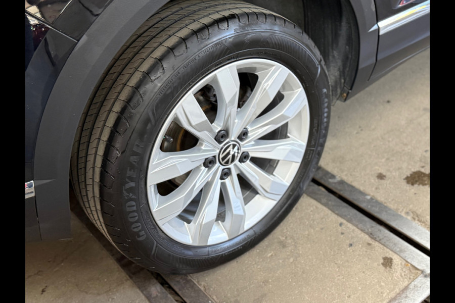 Volkswagen T-Roc 1.5 TSI Sport | Panorama | ACC | Virtual Cockpit | Camera | LED | Lane Assist | 2020