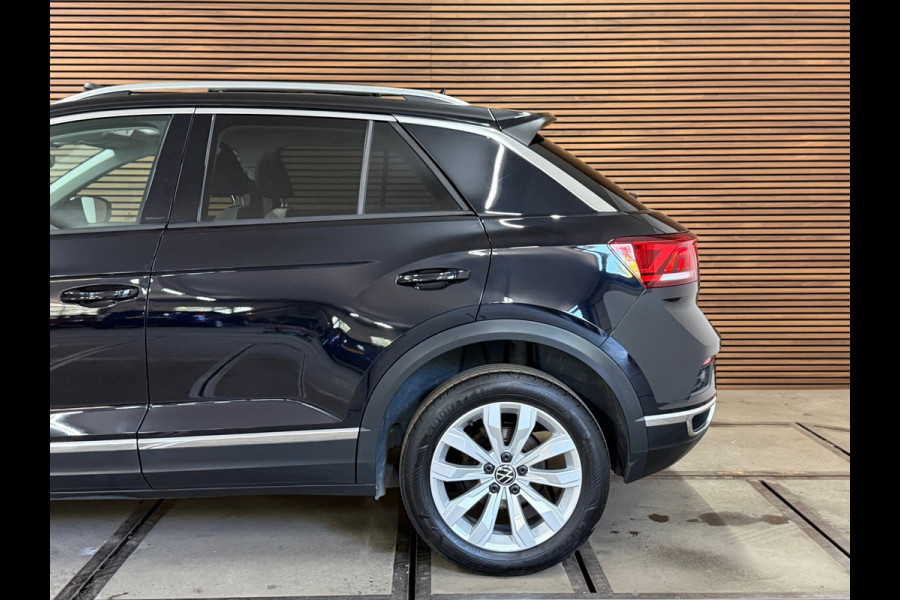 Volkswagen T-Roc 1.5 TSI Sport | Panorama | ACC | Virtual Cockpit | Camera | LED | Lane Assist | 2020