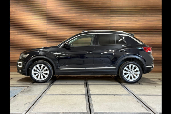 Volkswagen T-Roc 1.5 TSI Sport | Panorama | ACC | Virtual Cockpit | Camera | LED | Lane Assist | 2020
