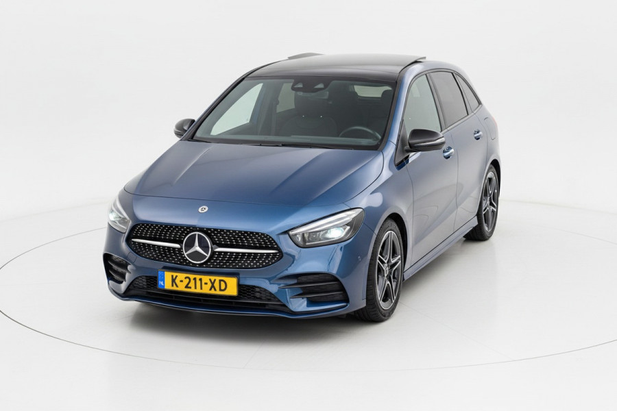 Mercedes-Benz B-Klasse 180 Business Solution AMG Pano/Sfeer/Camera/Memory