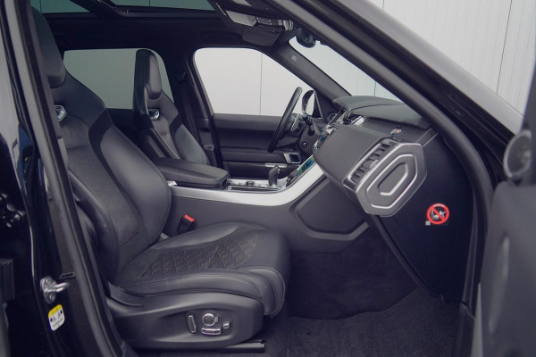 Land Rover Range Rover Sport 5.0 V8 SC SVR / Carbon / 575 pk / Head-Up / Meridian / Camera / Luchtvering