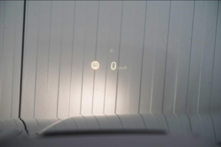 Land Rover Range Rover Sport 5.0 V8 SC SVR / Carbon / 575 pk / Head-Up / Meridian / Camera / Luchtvering