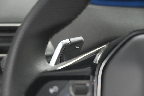 Peugeot 3008 PureTech 130 EAT8 GT | Camera | Dodehoekdetectie | Adaptieve Cruise Control