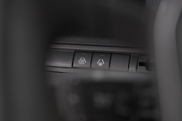 Peugeot 3008 PureTech 130 EAT8 GT | Camera | Dodehoekdetectie | Adaptieve Cruise Control
