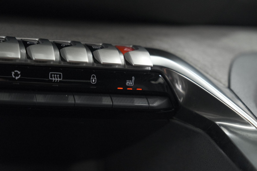 Peugeot 3008 PureTech 130 EAT8 GT | Camera | Dodehoekdetectie | Adaptieve Cruise Control