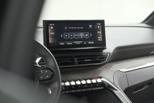 Peugeot 3008 PureTech 130 EAT8 GT | Camera | Dodehoekdetectie | Adaptieve Cruise Control