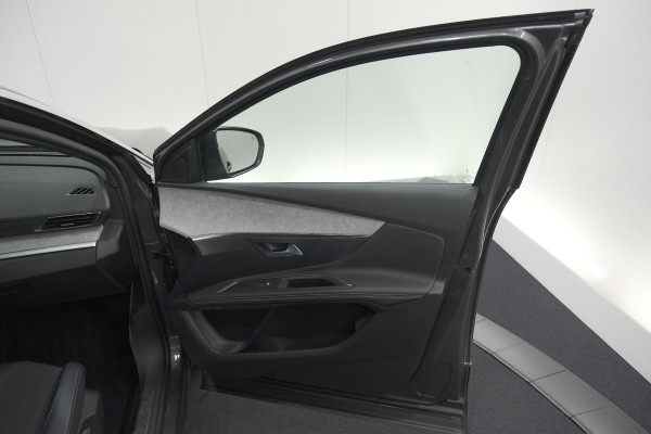 Peugeot 3008 PureTech 130 EAT8 GT | Camera | Dodehoekdetectie | Adaptieve Cruise Control
