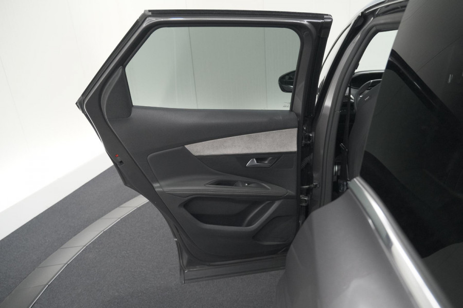Peugeot 3008 PureTech 130 EAT8 GT | Camera | Dodehoekdetectie | Adaptieve Cruise Control