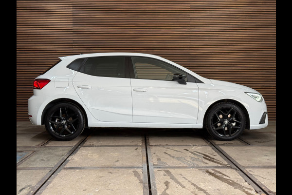 Seat Ibiza 1.0 EcoTSI FR Black Edition DSG|115PK|FULL LED|Facelift|Virtual| Navi | ACC | CarPlay | 17" | PDC v + a | Carplay