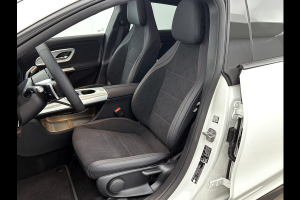 Mercedes-Benz CLA-Klasse Shooting Brake 250+ Business Solution AMG 85 kWh | Nightpakket | Trekhaak | Vast panoramadak |Sportstoelen | Massagefunctie | Warmtewerend, donkergetint glas | 18 inch vijfspaaks lichtmetalen AMG-velgen |