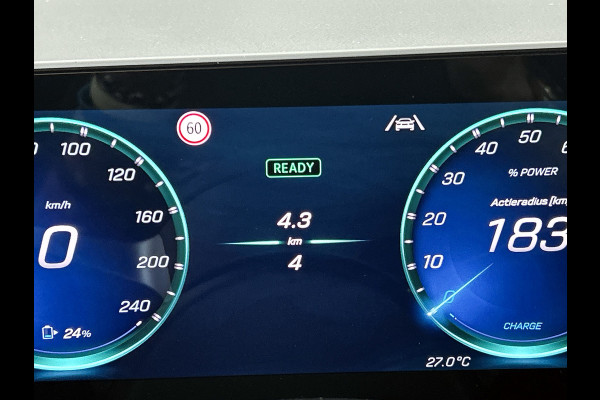 Mercedes-Benz CLA-Klasse Shooting Brake 250+ Business Solution AMG 85 kWh | Nightpakket | Trekhaak | Vast panoramadak |Sportstoelen | Massagefunctie | Warmtewerend, donkergetint glas | 18 inch vijfspaaks lichtmetalen AMG-velgen |