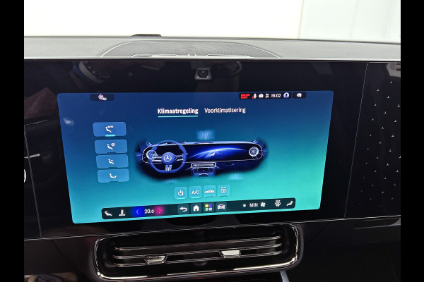 Mercedes-Benz CLA-Klasse Shooting Brake 250+ Business Solution AMG 85 kWh | Nightpakket | Trekhaak | Vast panoramadak |Sportstoelen | Massagefunctie | Warmtewerend, donkergetint glas | 18 inch vijfspaaks lichtmetalen AMG-velgen |