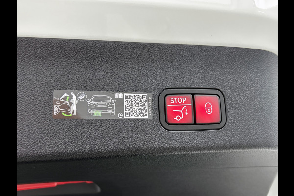 Mercedes-Benz CLA-Klasse Shooting Brake 250+ Business Solution AMG 85 kWh | Nightpakket | Trekhaak | Vast panoramadak |Sportstoelen | Massagefunctie | Warmtewerend, donkergetint glas | 18 inch vijfspaaks lichtmetalen AMG-velgen |