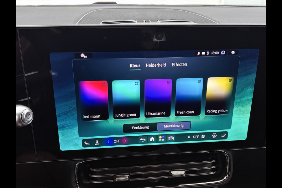 Mercedes-Benz CLA-Klasse Shooting Brake 250+ Business Solution AMG 85 kWh | Nightpakket | Trekhaak | Vast panoramadak |Sportstoelen | Massagefunctie | Warmtewerend, donkergetint glas | 18 inch vijfspaaks lichtmetalen AMG-velgen |