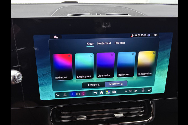 Mercedes-Benz CLA-Klasse Shooting Brake 250+ Business Solution AMG 85 kWh | Nightpakket | Trekhaak | Vast panoramadak |Sportstoelen | Massagefunctie | Warmtewerend, donkergetint glas | 18 inch vijfspaaks lichtmetalen AMG-velgen |