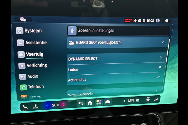 Mercedes-Benz CLA-Klasse Shooting Brake 250+ Business Solution AMG 85 kWh | Nightpakket | Trekhaak | Vast panoramadak |Sportstoelen | Massagefunctie | Warmtewerend, donkergetint glas | 18 inch vijfspaaks lichtmetalen AMG-velgen |