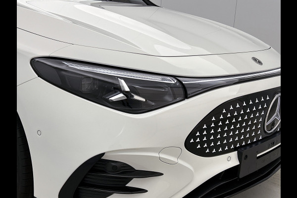 Mercedes-Benz CLA-Klasse Shooting Brake 250+ Business Solution AMG 85 kWh | Nightpakket | Trekhaak | Vast panoramadak |Sportstoelen | Massagefunctie | Warmtewerend, donkergetint glas | 18 inch vijfspaaks lichtmetalen AMG-velgen |