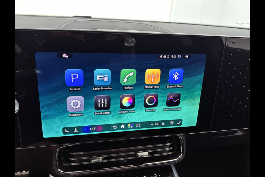 Mercedes-Benz CLA-Klasse Shooting Brake 250+ Business Solution AMG 85 kWh | Nightpakket | Trekhaak | Vast panoramadak |Sportstoelen | Massagefunctie | Warmtewerend, donkergetint glas | 18 inch vijfspaaks lichtmetalen AMG-velgen |