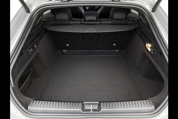 Mercedes-Benz CLA-Klasse Shooting Brake 180 Business Solution AMG | Premium pakket | Nightpakket | Sportstoelen | URBAN GUARD | Massage functie | 19" vijfspaaks lichtmetalen AMG-velgen | Warmtewerend, donkergetint glas |