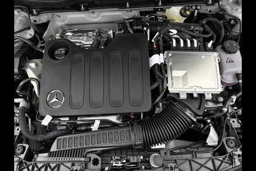 Mercedes-Benz CLA-Klasse Shooting Brake 180 Business Solution AMG | Premium pakket | Nightpakket | Sportstoelen | URBAN GUARD | Massage functie | 19" vijfspaaks lichtmetalen AMG-velgen | Warmtewerend, donkergetint glas |