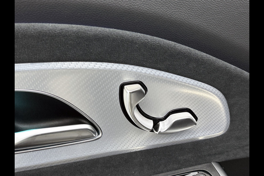 Mercedes-Benz CLA-Klasse Shooting Brake 180 Business Solution AMG | Premium pakket | Nightpakket | Sportstoelen | URBAN GUARD | Massage functie | 19" vijfspaaks lichtmetalen AMG-velgen | Warmtewerend, donkergetint glas |