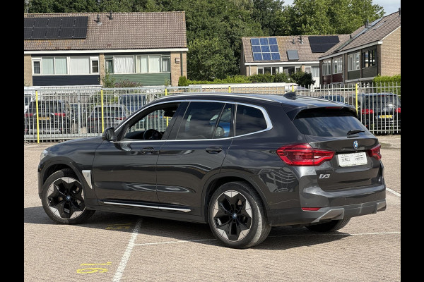 BMW iX3 High Executive 80 kWh Nieuw binnen, meer foto’s volgen nog | Panoramadak | Stoelverwarming | 360 graden camera |  Bestuurdersstoel Met Geheugen | Keyless entry | Sportstoelen | Head Up Display