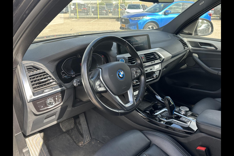 BMW iX3 High Executive 80 kWh Nieuw binnen, meer foto’s volgen nog | Panoramadak | Stoelverwarming | 360 graden camera |  Bestuurdersstoel Met Geheugen | Keyless entry | Sportstoelen | Head Up Display