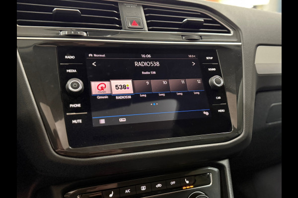 Volkswagen Tiguan 2.0 TSI 4Motion R-Line | Panorama | Keyless | LED | Elektrische Trekhaak | Winterpakket | 2018