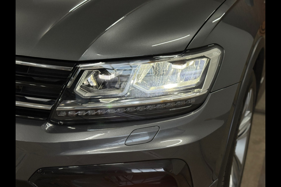 Volkswagen Tiguan 2.0 TSI 4Motion R-Line | Panorama | Keyless | LED | Elektrische Trekhaak | Winterpakket | 2018