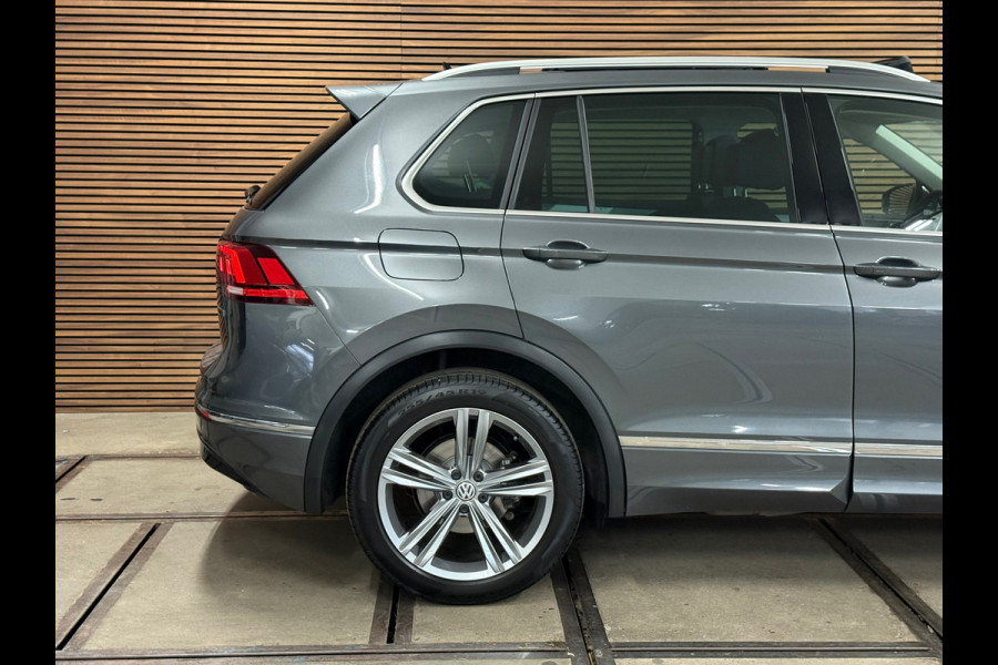 Volkswagen Tiguan 2.0 TSI 4Motion R-Line | Panorama | Keyless | LED | Elektrische Trekhaak | Winterpakket | 2018