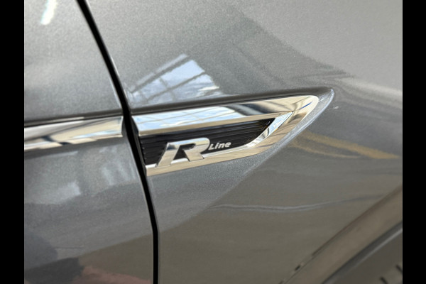 Volkswagen Tiguan 2.0 TSI 4Motion R-Line | Panorama | Keyless | LED | Elektrische Trekhaak | Winterpakket | 2018