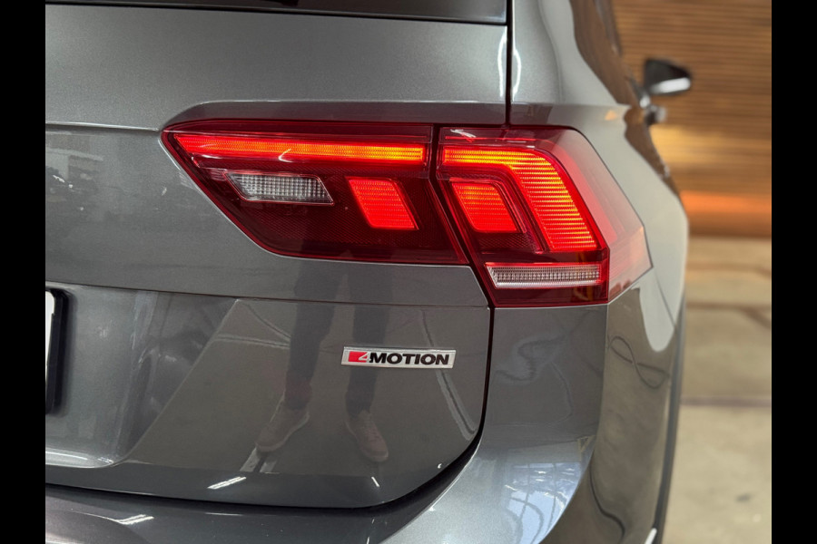 Volkswagen Tiguan 2.0 TSI 4Motion R-Line | Panorama | Keyless | LED | Elektrische Trekhaak | Winterpakket | 2018