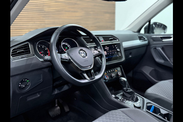 Volkswagen Tiguan 2.0 TSI 4Motion R-Line | Panorama | Keyless | LED | Elektrische Trekhaak | Winterpakket | 2018
