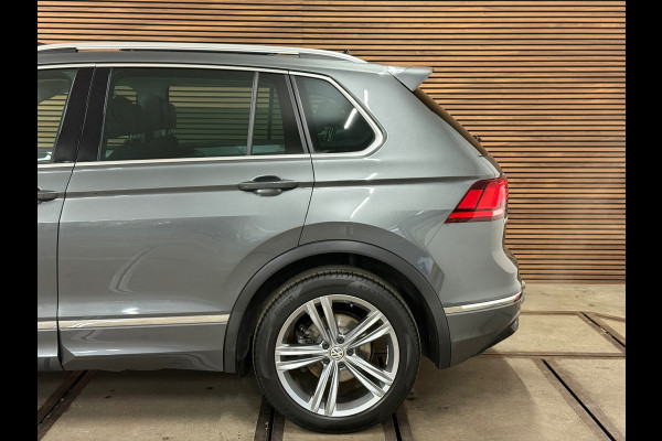 Volkswagen Tiguan 2.0 TSI 4Motion R-Line | Panorama | Keyless | LED | Elektrische Trekhaak | Winterpakket | 2018