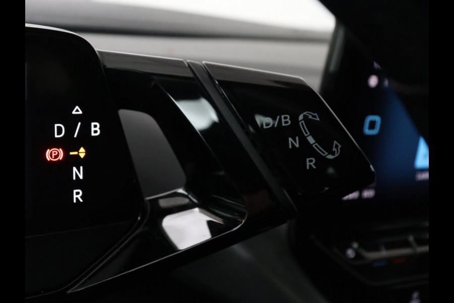 Volkswagen ID.4 Life 77 kWh | SOH 90.9% | Stoel & Stuurverwarming | Parkeerhulp | Adaptive cruise | navigatie | DAB+ | Carplay | Bluetooth | Climate control | Sfeerverlichting